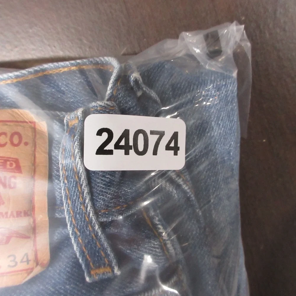 Vintage Levis Jeans Mens 32x34 Blue 560 Comfort Fit Baggy Loose Y2K Denim Pants